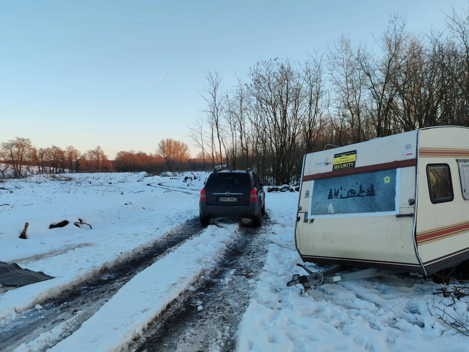 Új napelempark építkezése – helyszíni munkafotó 2